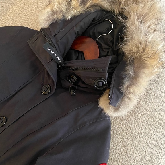 Canada Goose XS fusion parka in navy - Picture 3 of 5